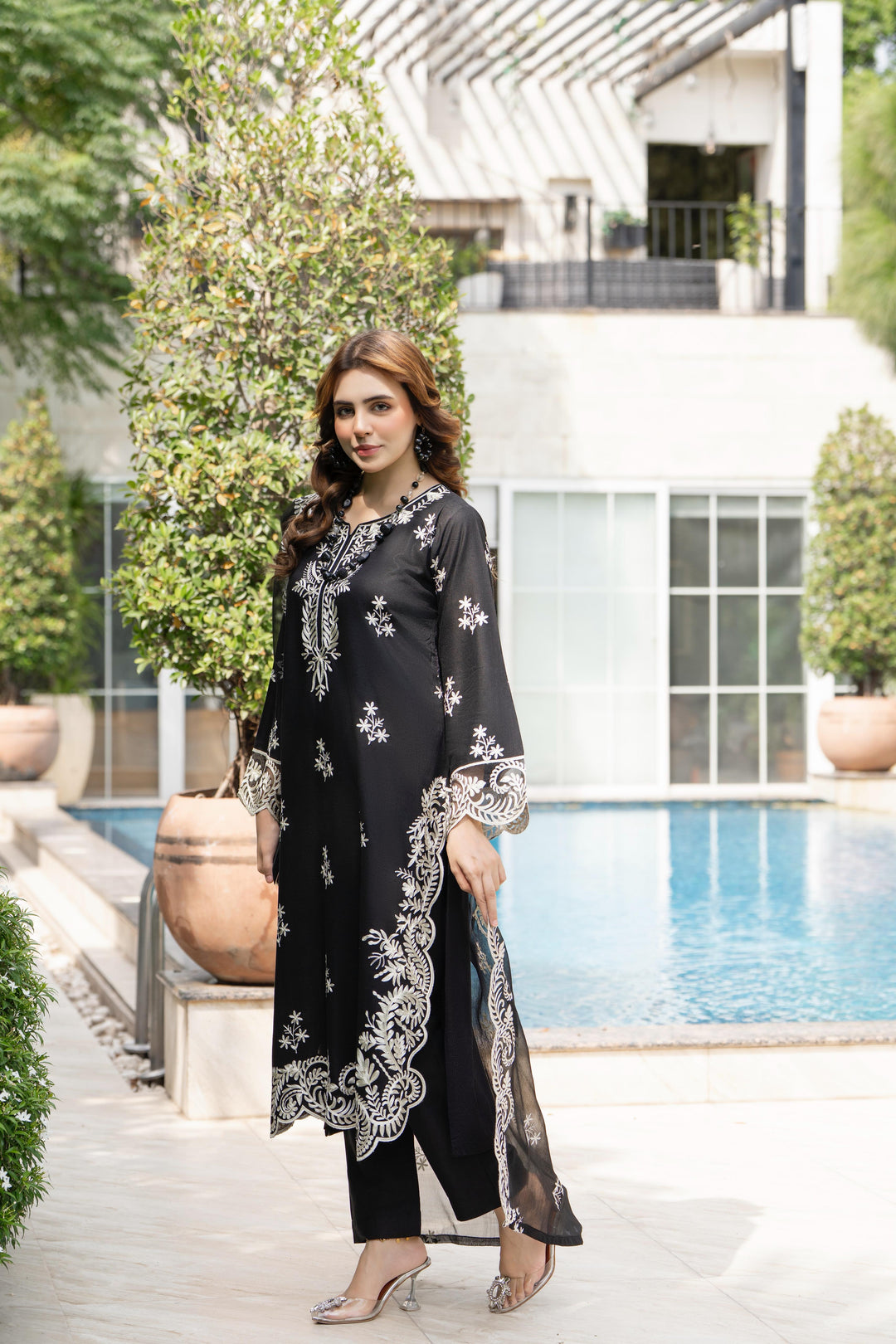 Raniyah- 3 Piece Linen Ready-to-wear