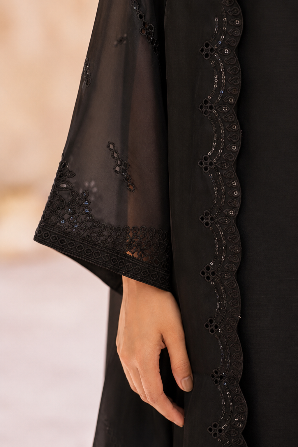 Raniyah Luxury Pret- 3 Piece Ready-to-wear