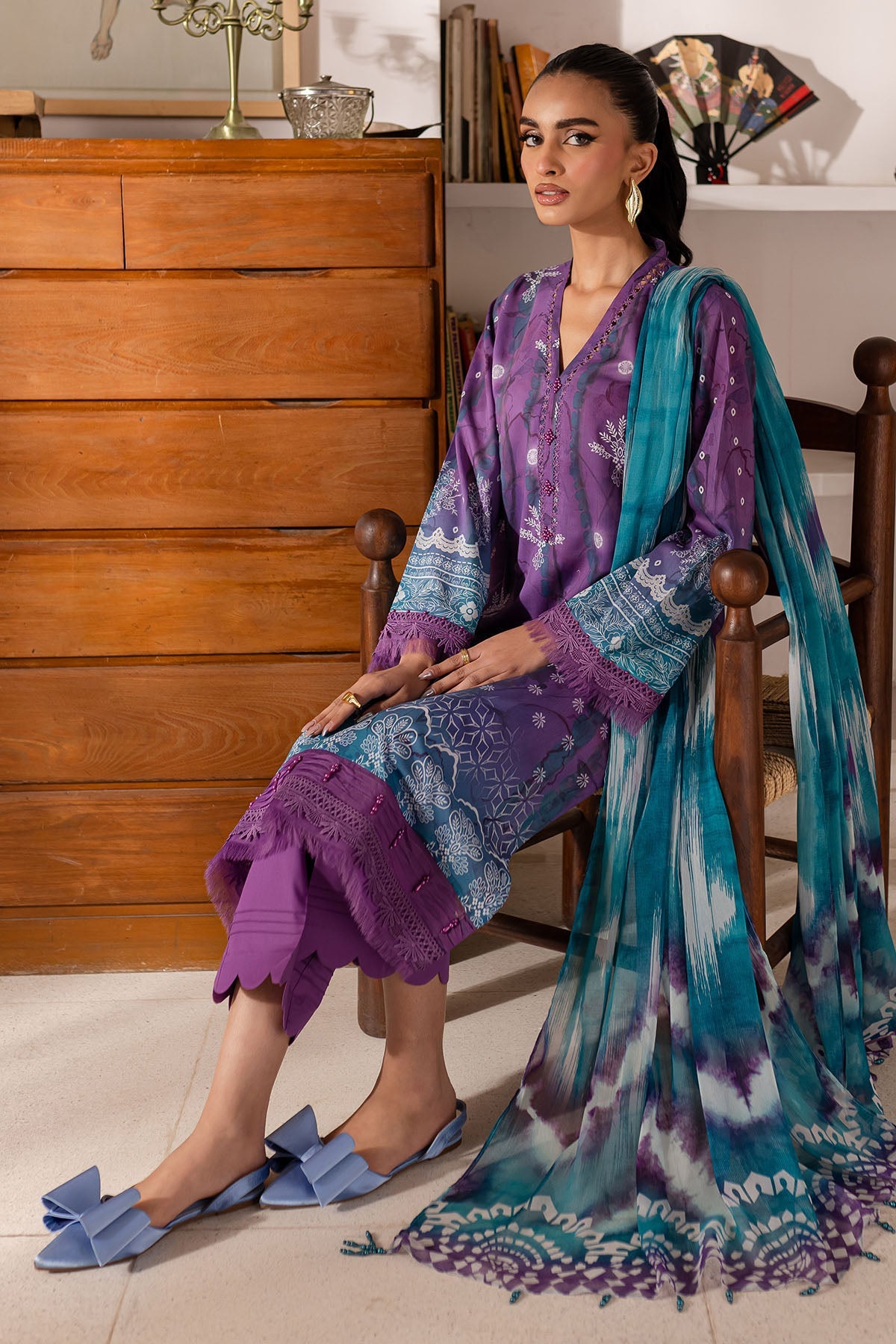 Nureh Printed Three Piece