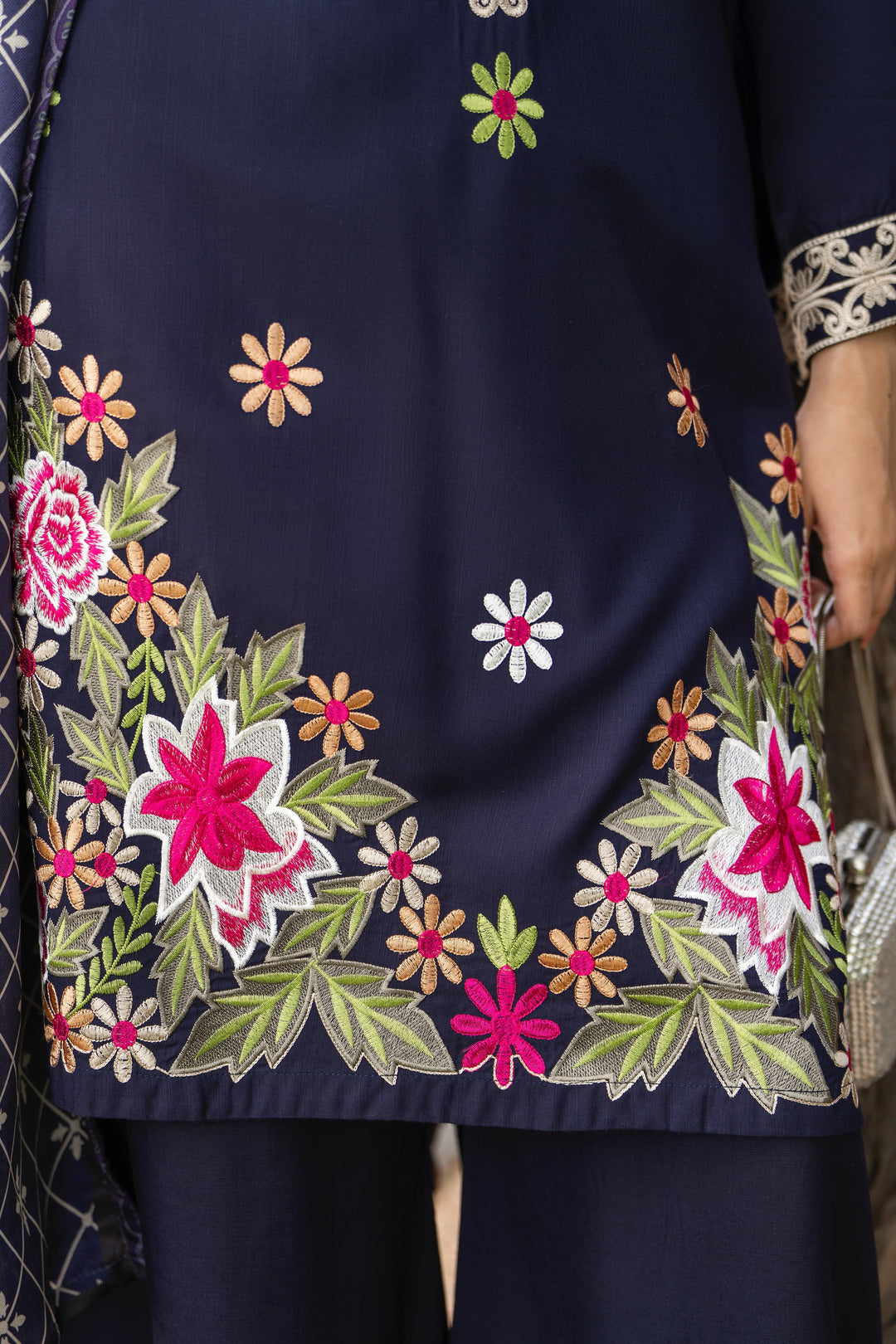 Raniyah- 3 Piece Linen Ready-to-wear