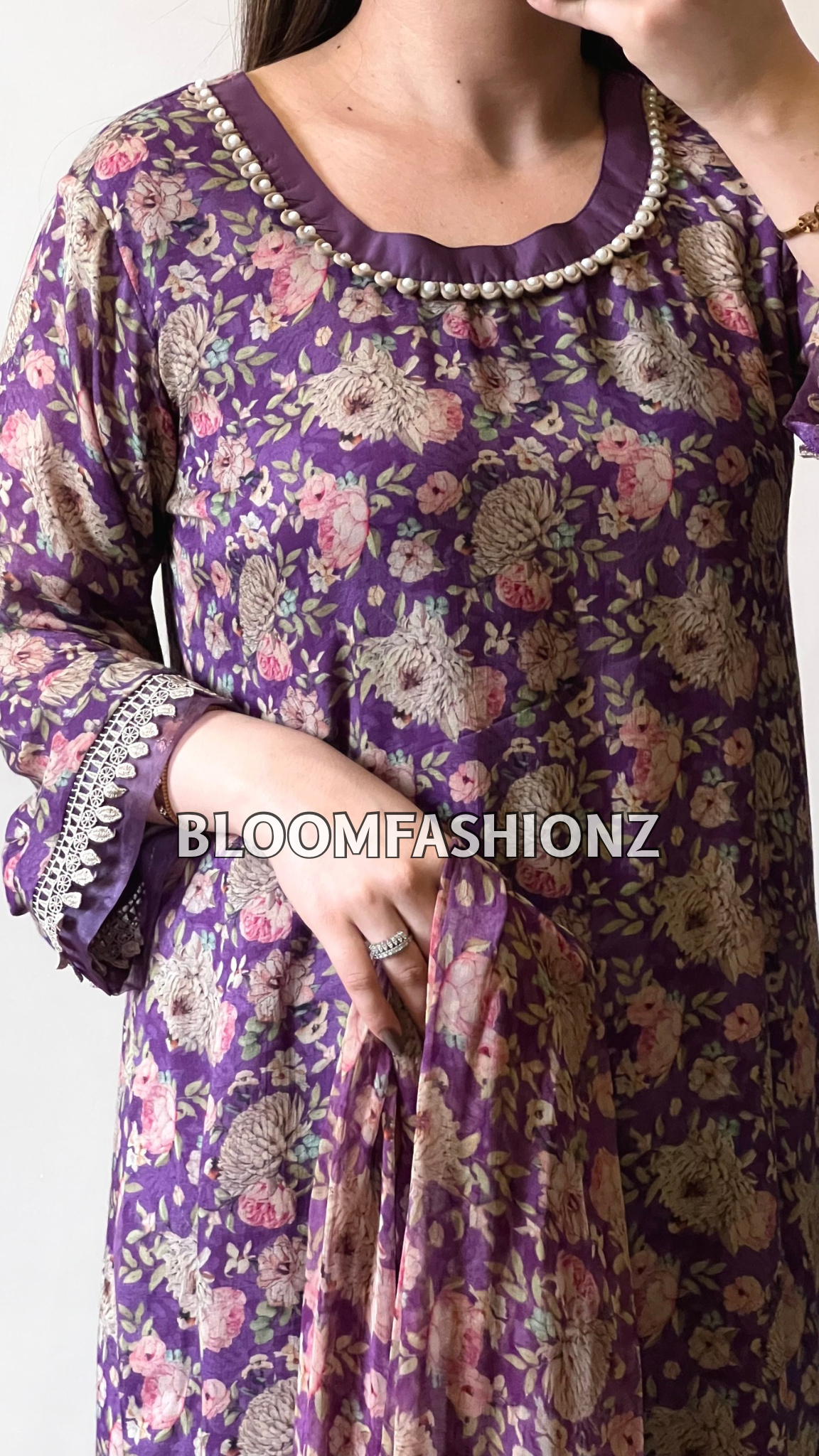 3 Piece Embroidered Pure Lawn Suit