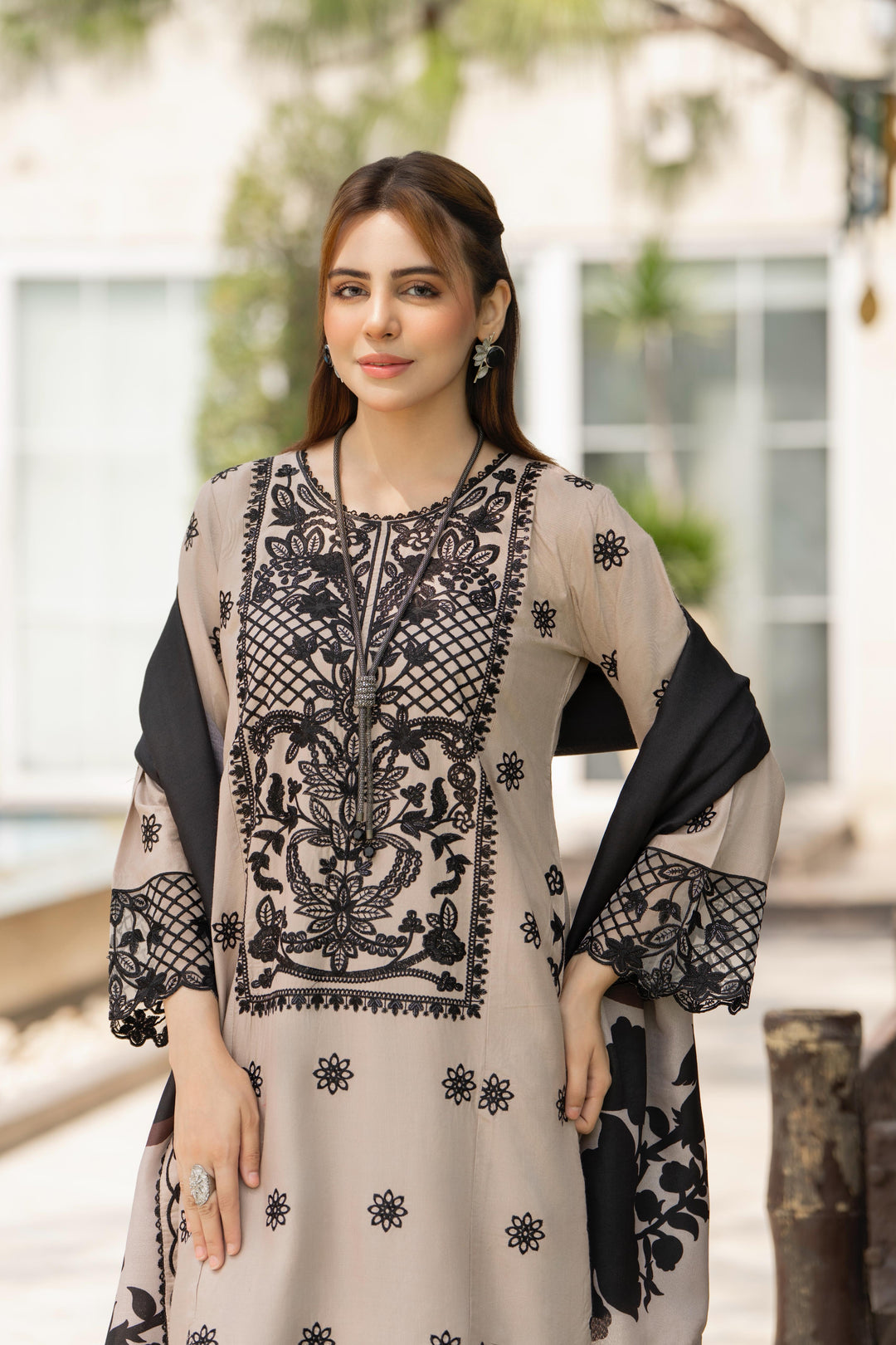 Raniyah- 3 Piece Linen Ready-to-wear