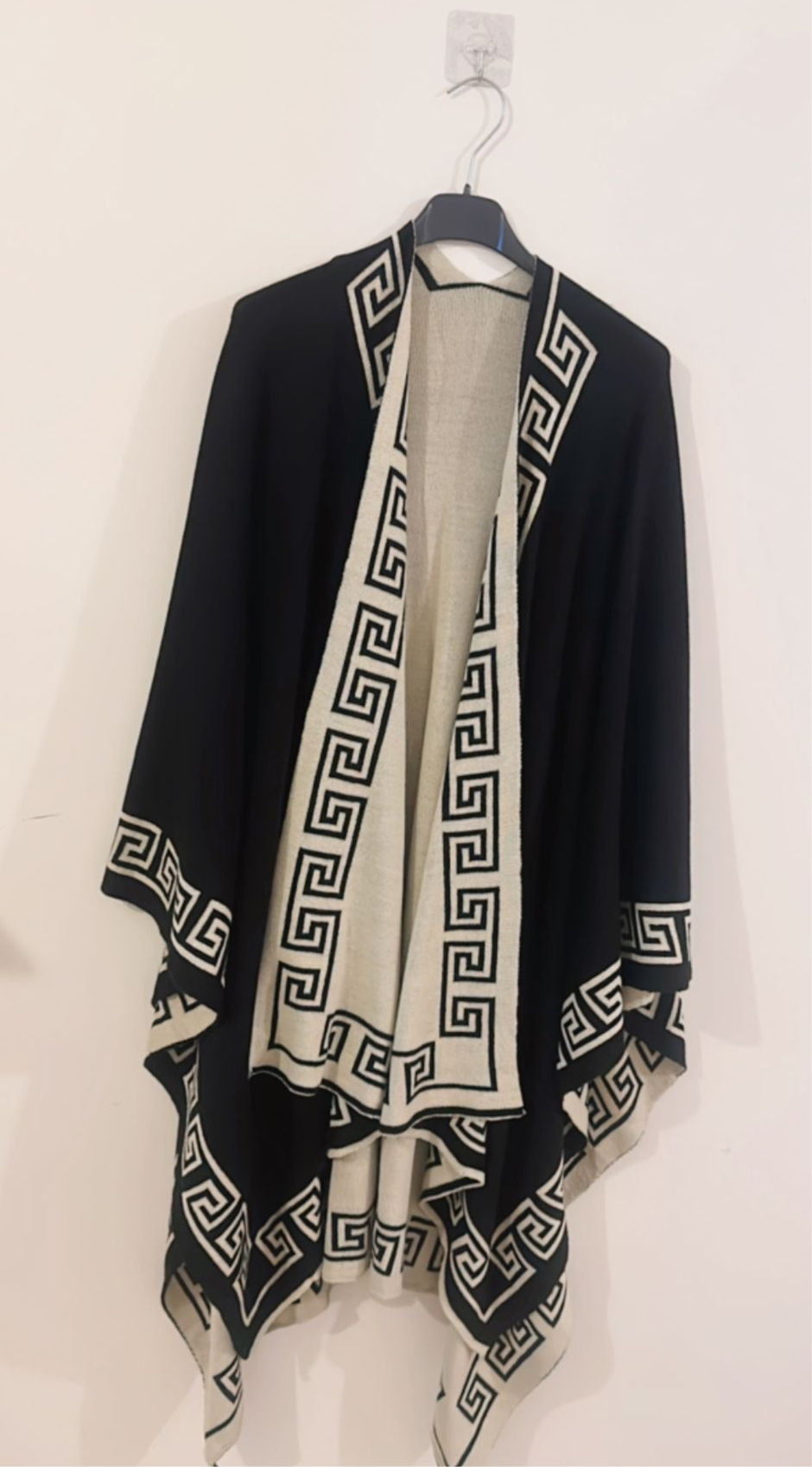 Poncho - Reversible Shawls
