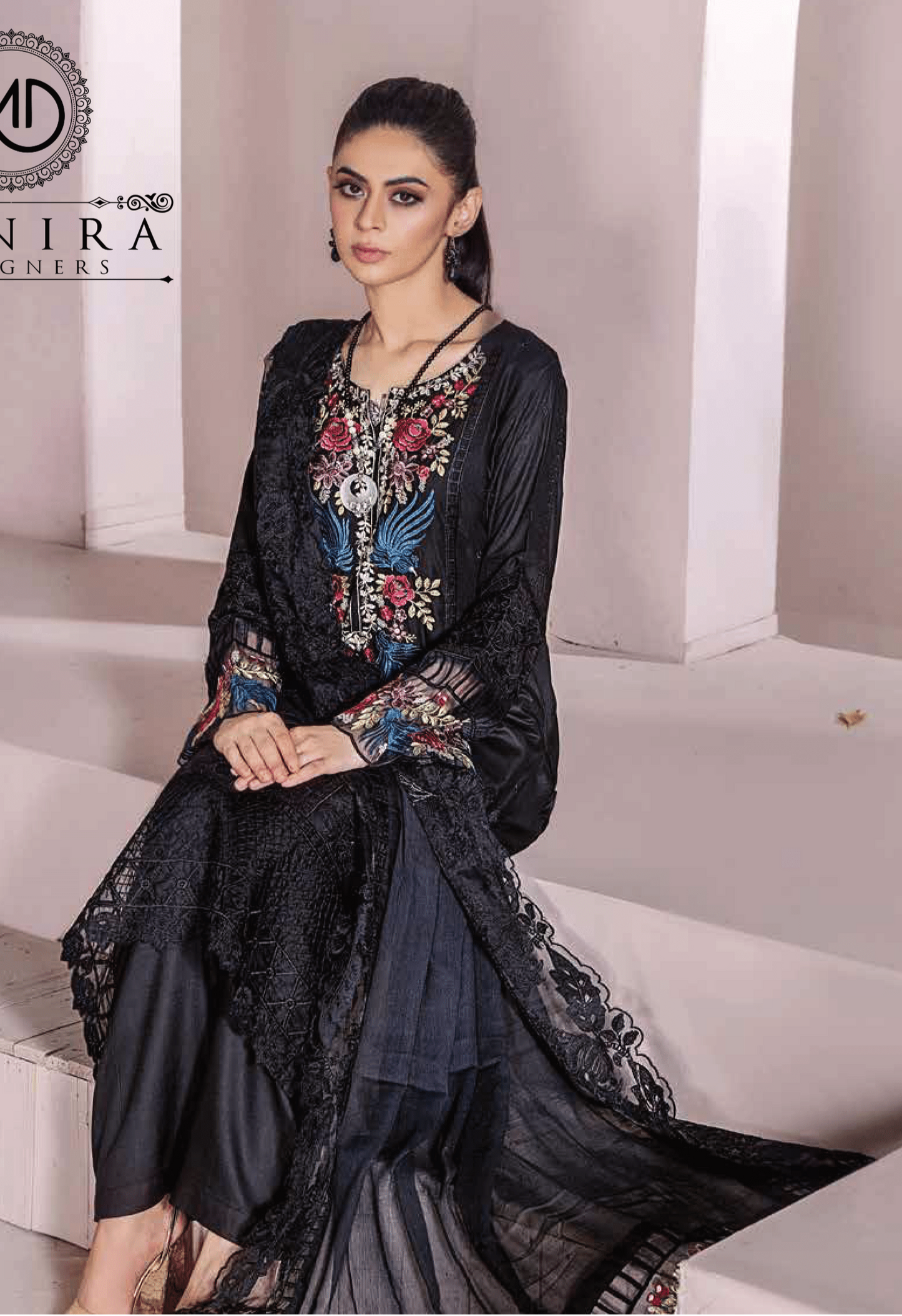 MUNIRA 3-Piece Embroiderd Digital Printed Linen Collection