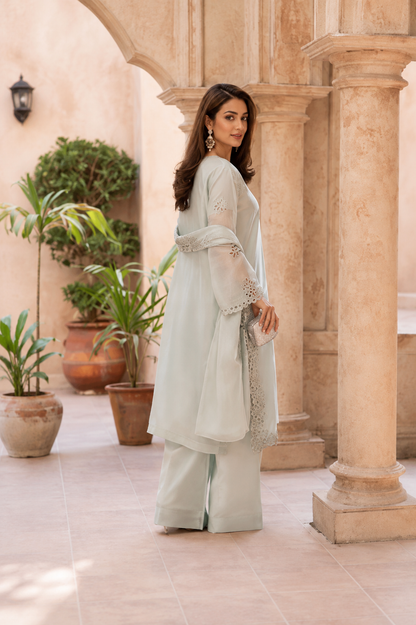 Raniyah Luxury Pret- 3 Piece Ready-to-wear
