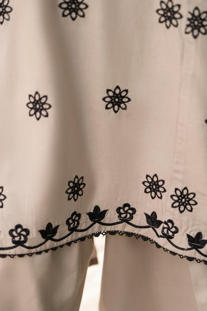 Raniyah- 3 Piece Linen Ready-to-wear