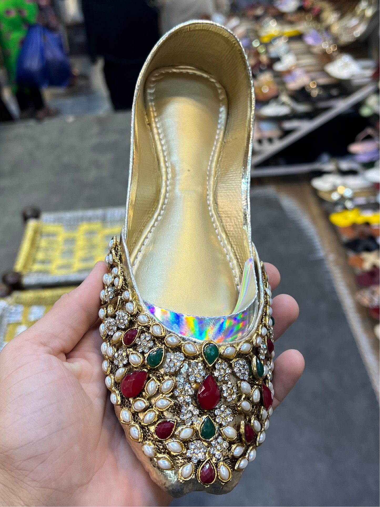 Multicolour Kundan Khussa