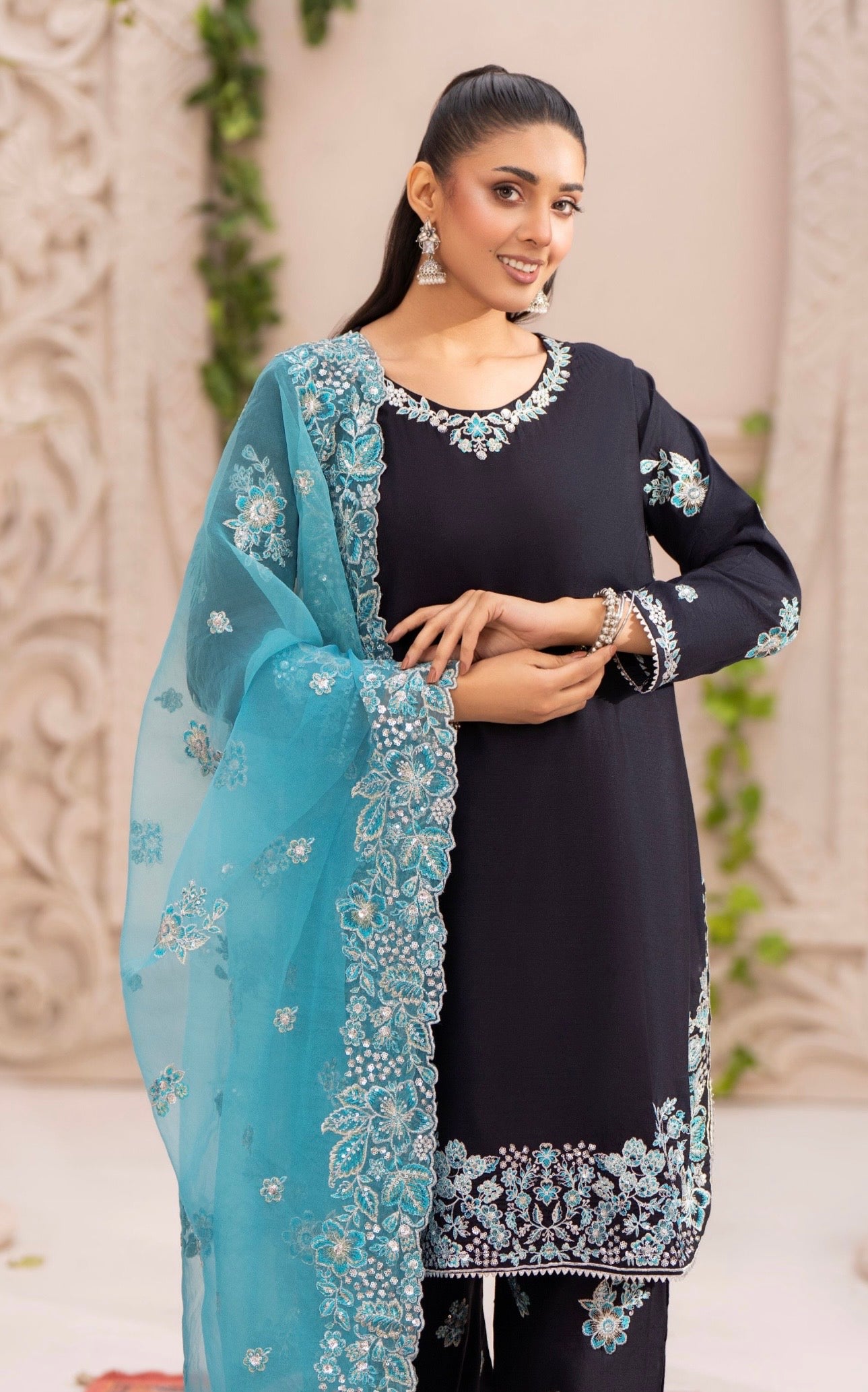 Raniyah Luxury Pret- 3 Piece Ready-to-wear