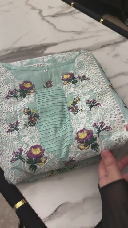 Chicken Luxury Lawn Embroidered 3 piece